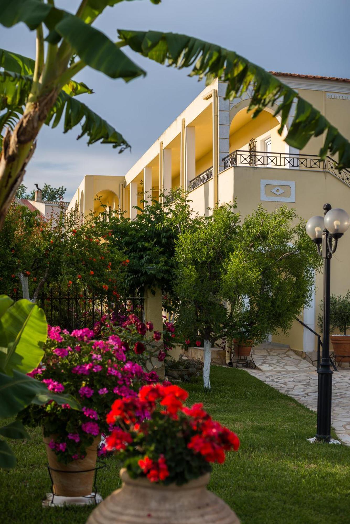Konstantina Apartments カボス エクステリア 写真