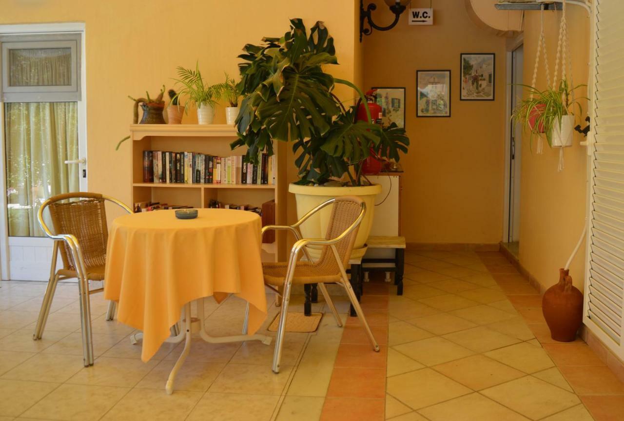 Konstantina Apartments カボス エクステリア 写真